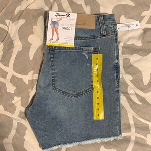 Seven 7 Denim shorts (stretch, high waisted, 5 in. Inseam)